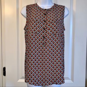 *New* Sleeveless blouse